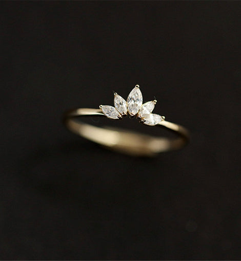 Gold Simple Crown Ring